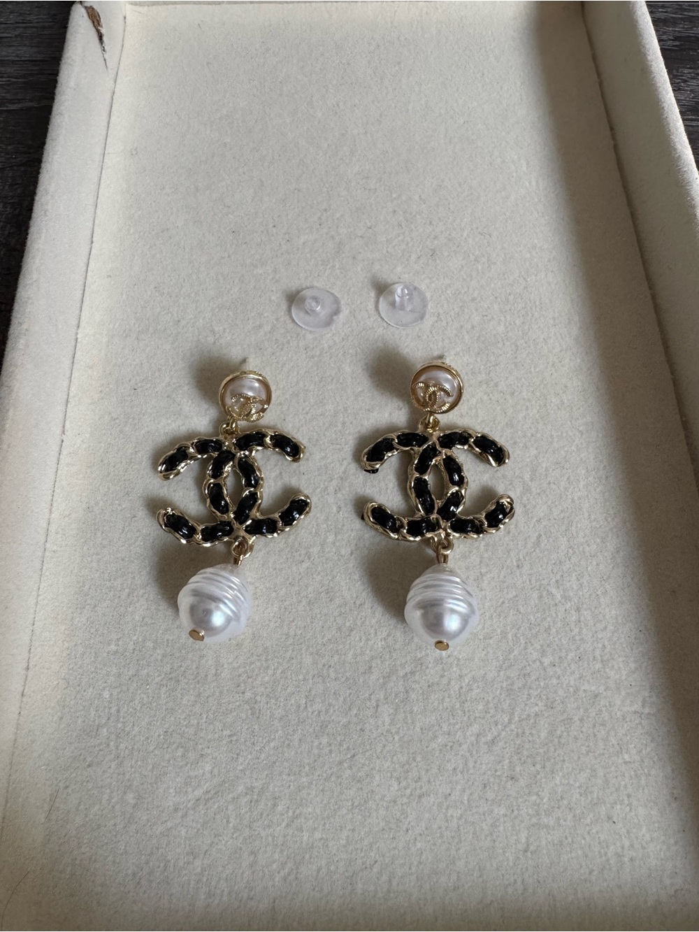 Black & gold with pearl detail earrings